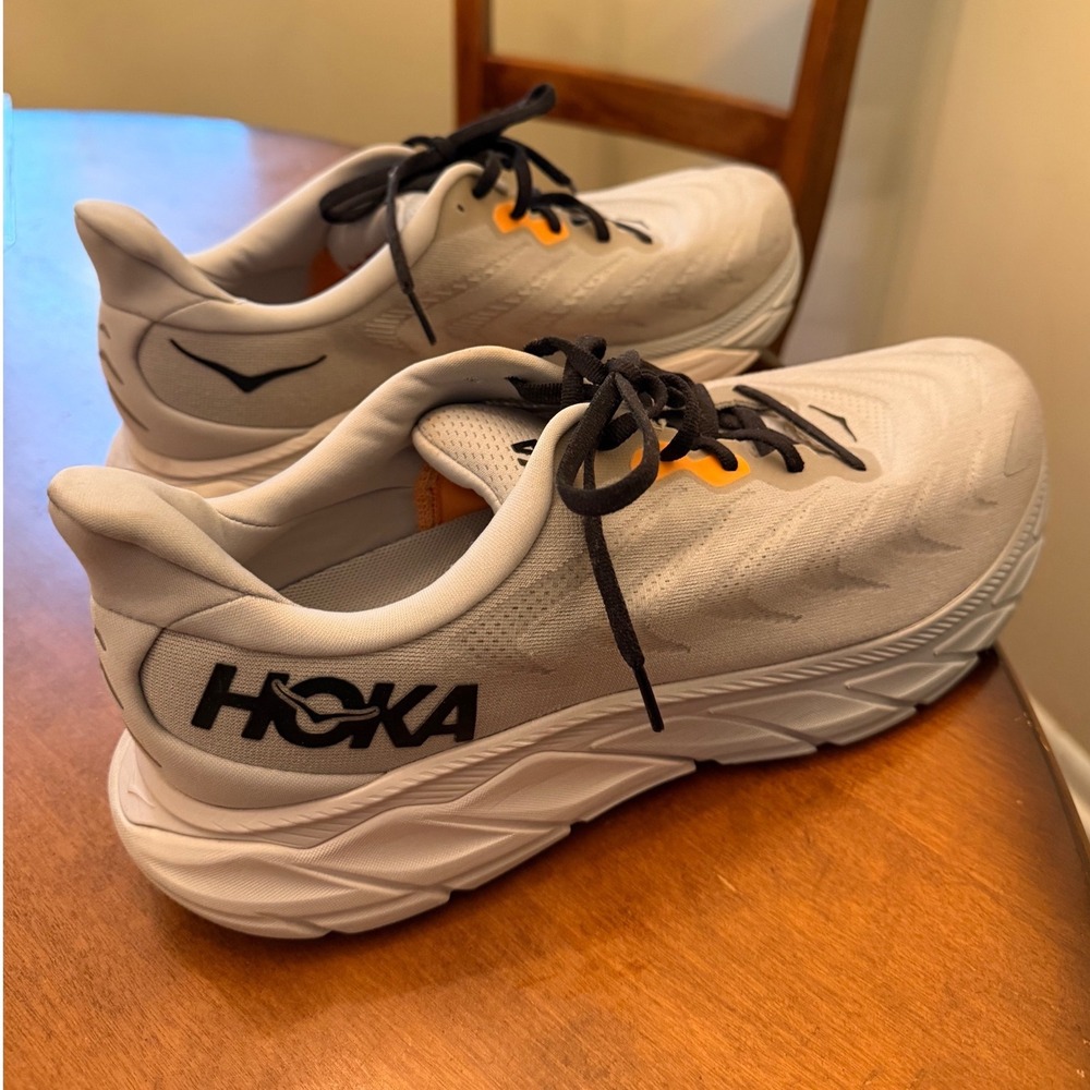Hoka Arahi 6 Mens Grey Orange Stability Running Shoes Sneakers Low Top